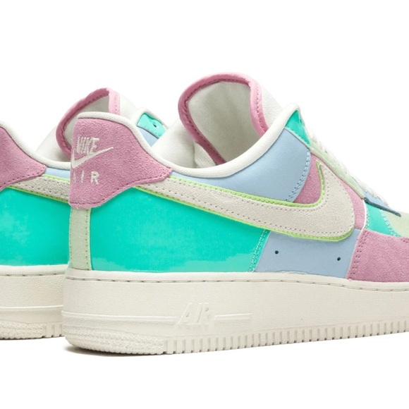 NWOT Nike Air Force 1 07 QS Easter - Picture 9 of 10